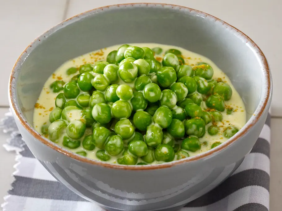 Erbsengemüse mit Zwiebeln und Petersilie Rezept Erbsengemüse mit Zwiebeln und Petersilie Rezept