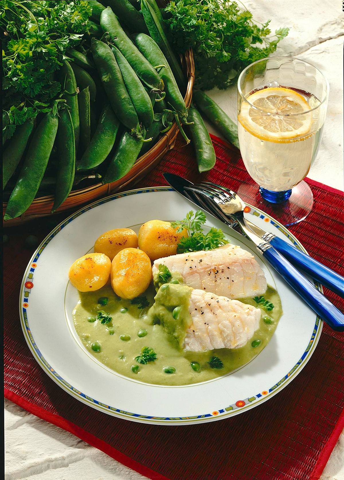 Erbsensoße zu Steinbeißerfilet und neuen Kartoffeln Rezept