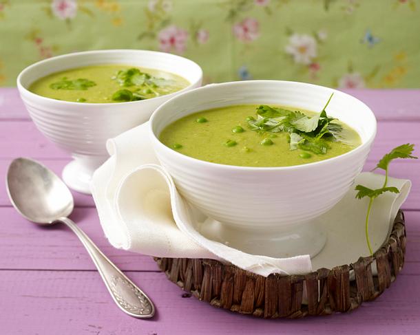 Erbsensuppe mit Koriander Rezept Erbsensuppe mit Koriander Rezept