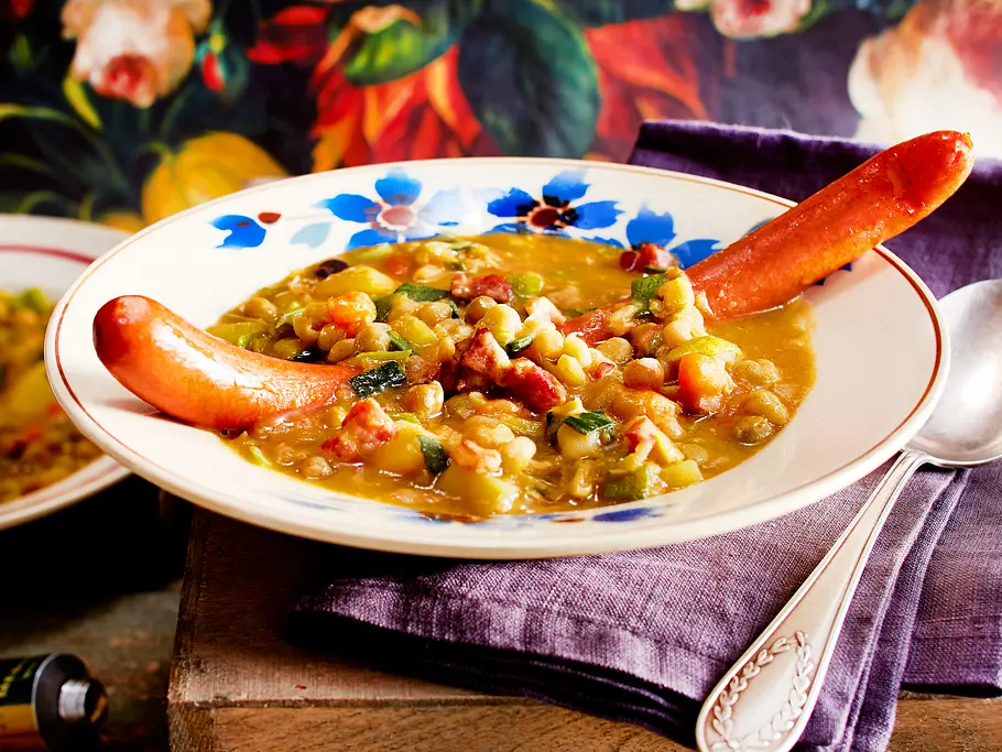 Erbsensuppe wie von Oma Rezept Erbsensuppe wie von Oma Rezept