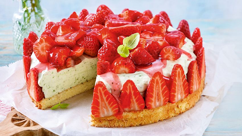 Erdbeer-Basilikum-Torte Rezept - Foto: House of Food / Bauer Food Experts KG