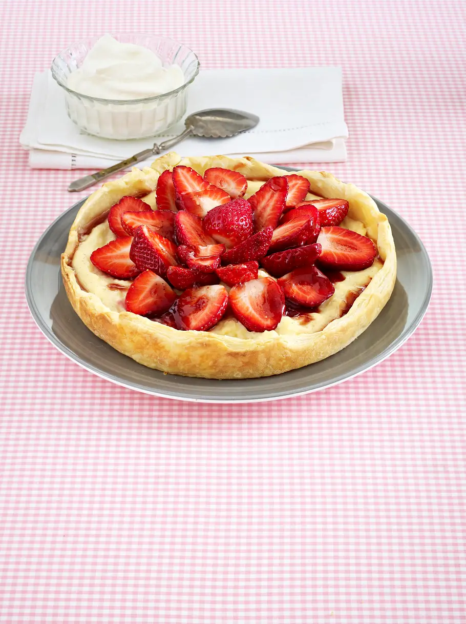 Erdbeer-Blätterteig-Tarte Rezept
