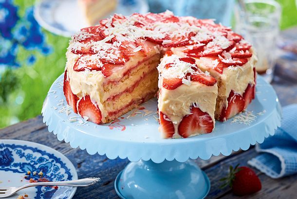 Erdbeer-Cremetorte Rezept Erdbeer-Cremetorte Rezept
