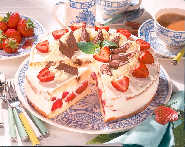 Erdbeer-Joghurt-Torte Rezept Erdbeer-Joghurt-Torte Rezept