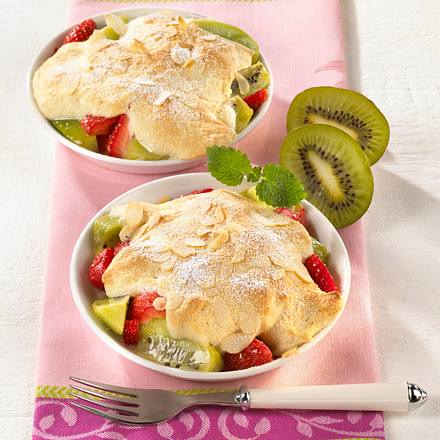 Erdbeer-Kiwi-Gratin mit Mandelschaum Rezept