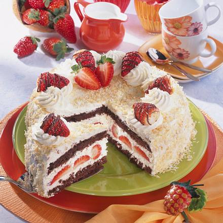 Erdbeer-Kokos-Sahnetorte Rezept Erdbeer-Kokos-Sahnetorte Rezept