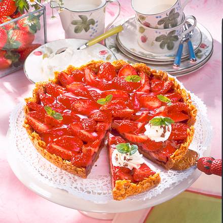 Erdbeer-Krokant-Tarte Rezept