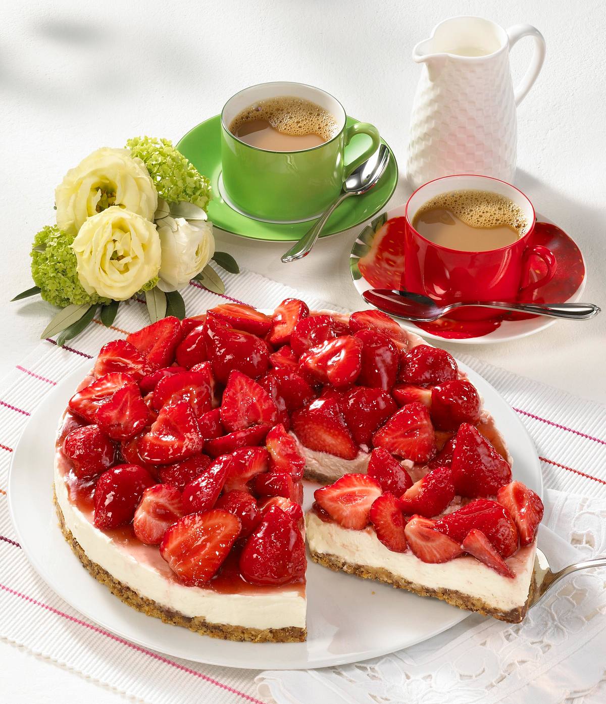 Erdbeer-Mascarpone-Kuchen (ohne Backen) Rezept