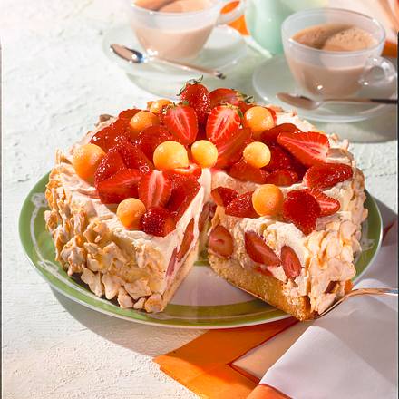 Erdbeer-Mascarpone-Torte Rezept Erdbeer-Mascarpone-Torte Rezept