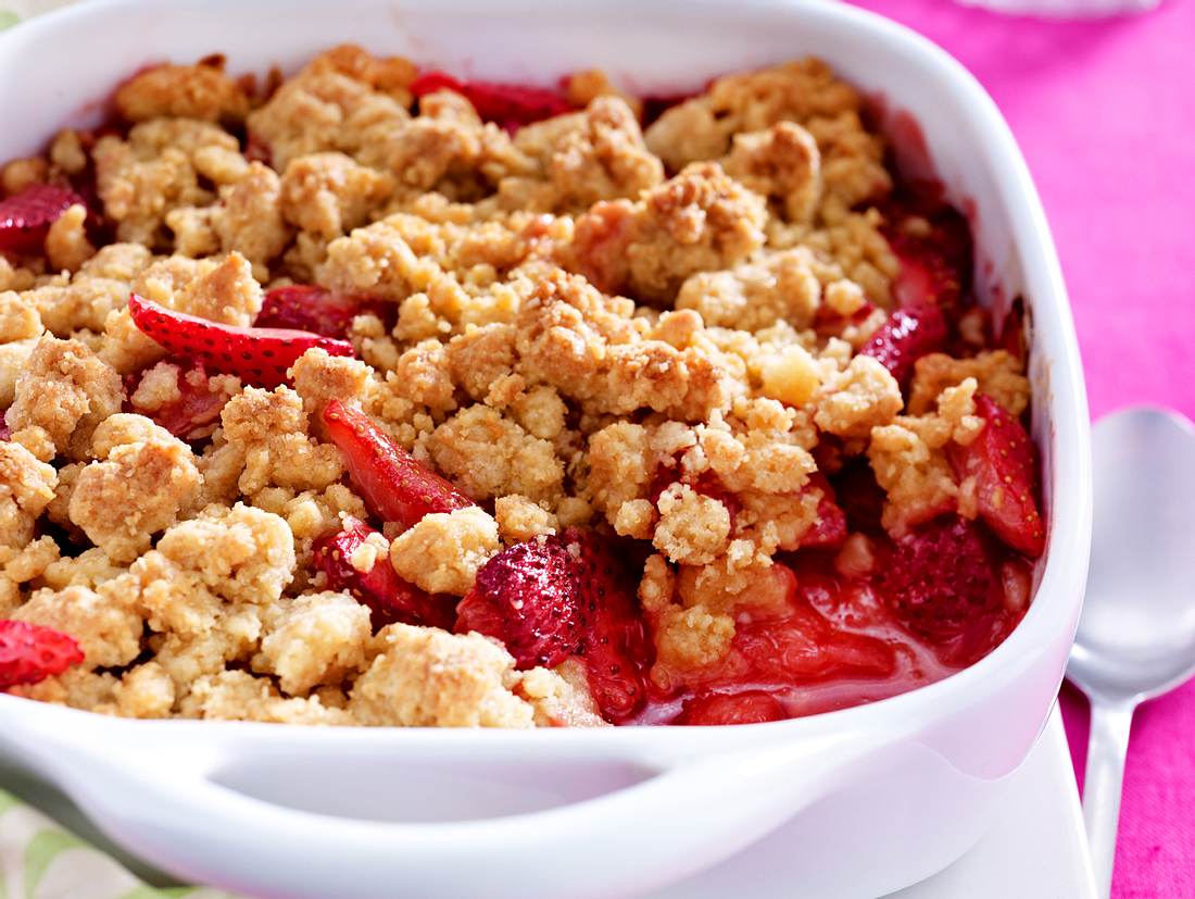 Erdbeer-Rhabarber-Crumble Rezept