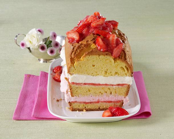 Erdbeer-Sahne-Kastenkuchen Rezept
