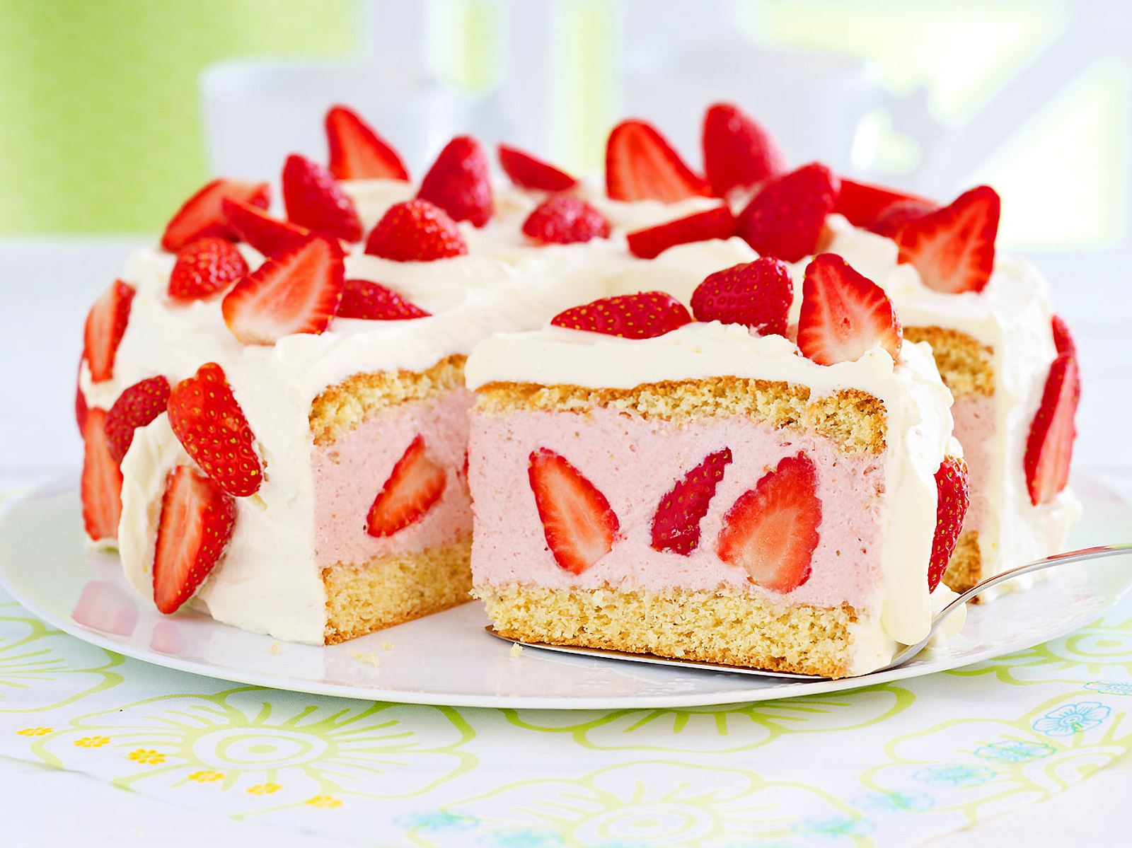 Wunderbar Erdbeer Sahne Torte Rezepte Bilder