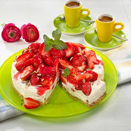 Erdbeer-Sekt-Käsekuchen Rezept Erdbeer-Sekt-Käsekuchen Rezept