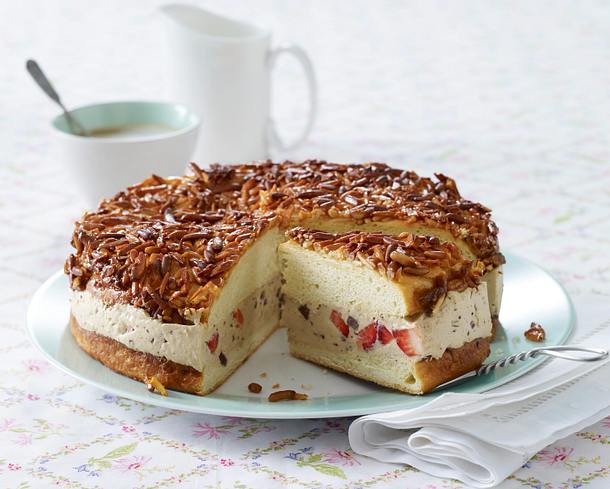 Erdbeer-Stracchiatella-Bienenstich Rezept