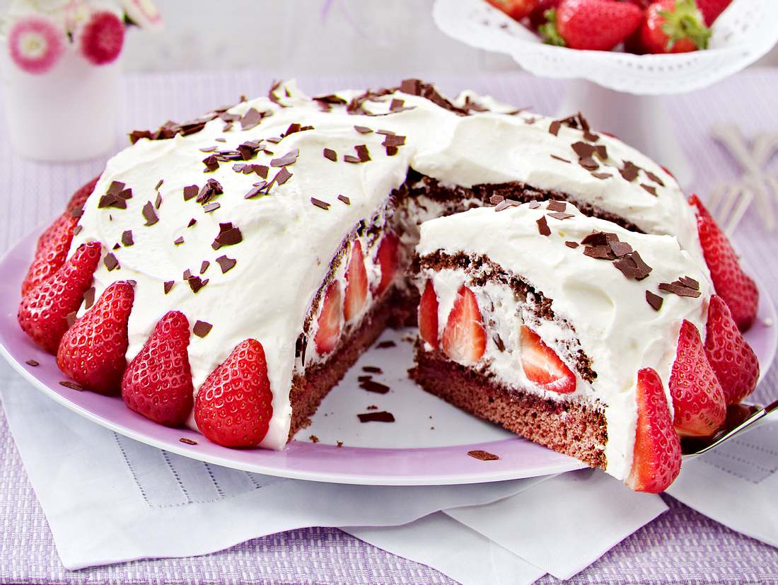 Erdbeer-Stracciatella-Torte Rezept