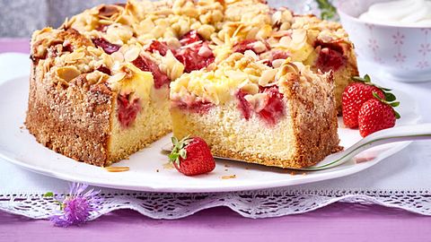 Erdbeer-Streusel-Kuchen Rezept - Foto: House of Food / Food Experts