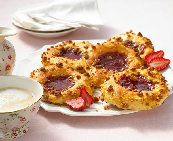Erdbeer-Streusel-Taler Rezept Erdbeer-Streusel-Taler Rezept