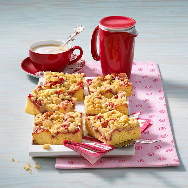 Erdbeer-Streuselblechkuchen Rezept Erdbeer-Streuselblechkuchen Rezept