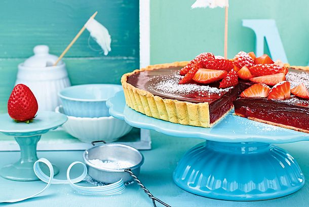 Erdbeer-Tarte mit Schokocreme Rezept Erdbeer-Tarte mit Schokocreme Rezept