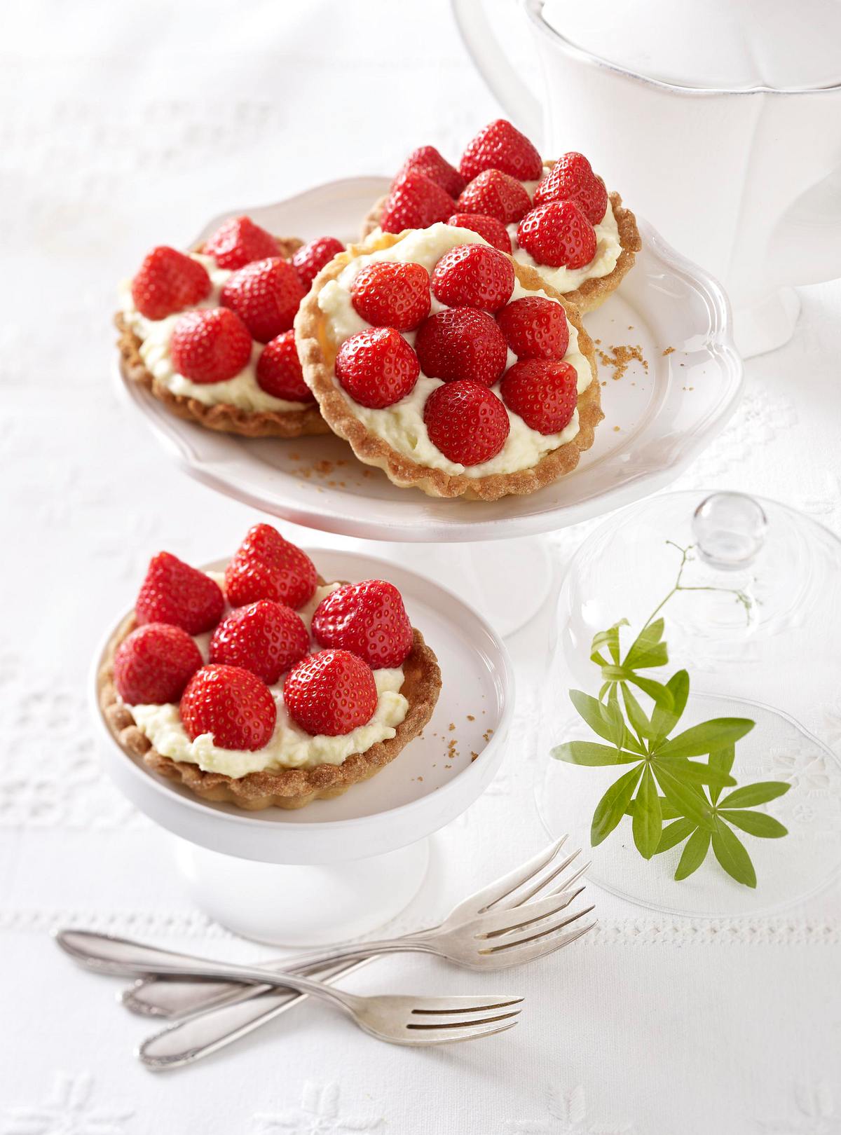 Erdbeer-Tarteletts mit Puddingcreme Rezept