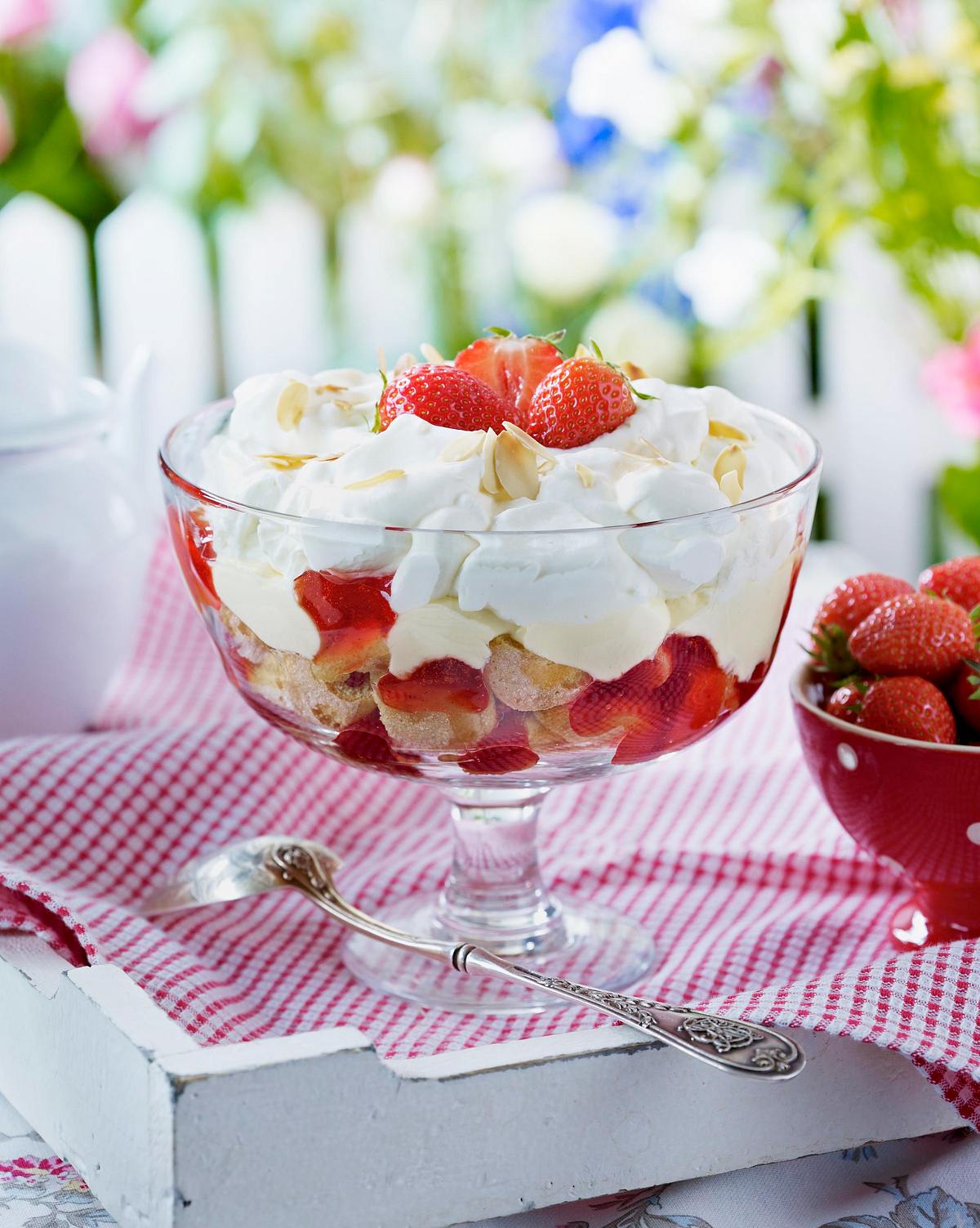 Erdbeer-Trifle Rezept