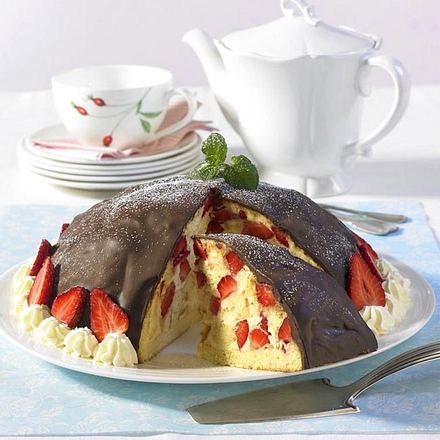 Erdbeerbombe mit Vanillecreme Rezept Erdbeerbombe mit Vanillecreme Rezept