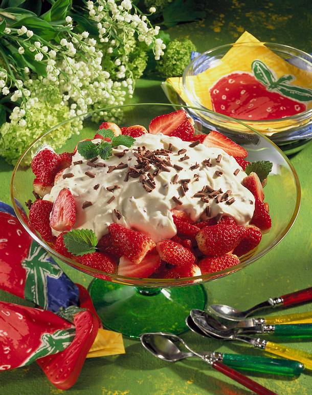 Erdbeeren mit SchokoVanillecreme Rezept LECKER