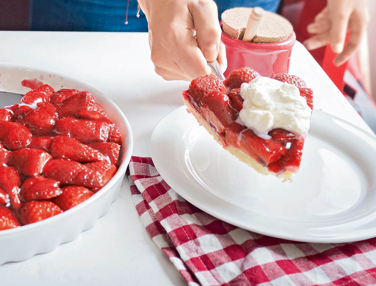 Erdbeerkuchen mit Sahne Rezept