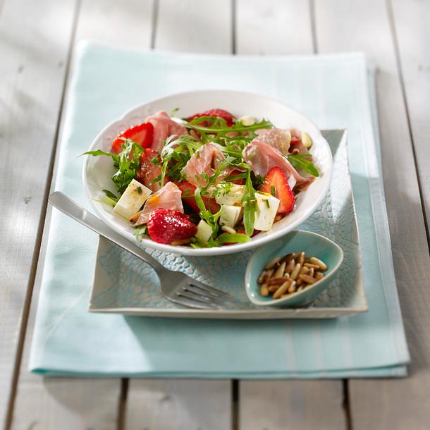 Erdbeersalat mit Parmaschinken Rezept Erdbeersalat mit Parmaschinken Rezept