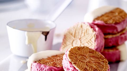 Erdbeersandwich Rezept - Foto: House of Food / Bauer Food Experts KG