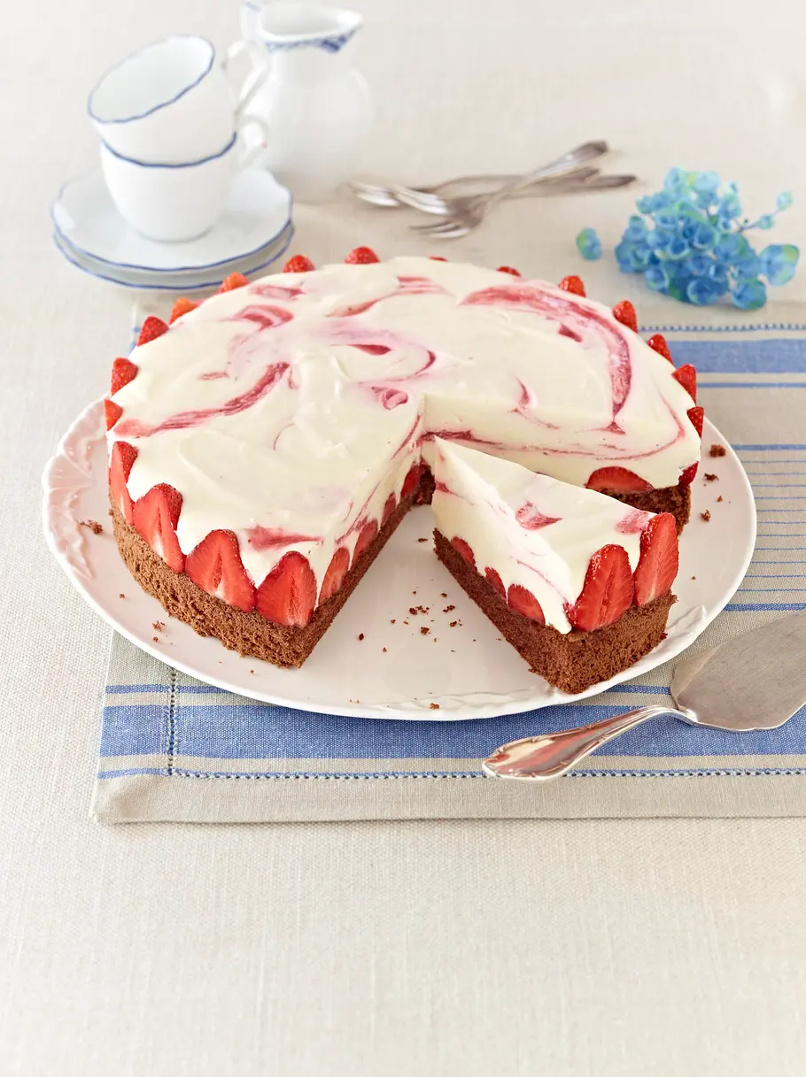 Erdbeertorte mit Limoncello Rezept Erdbeertorte mit Limoncello Rezept