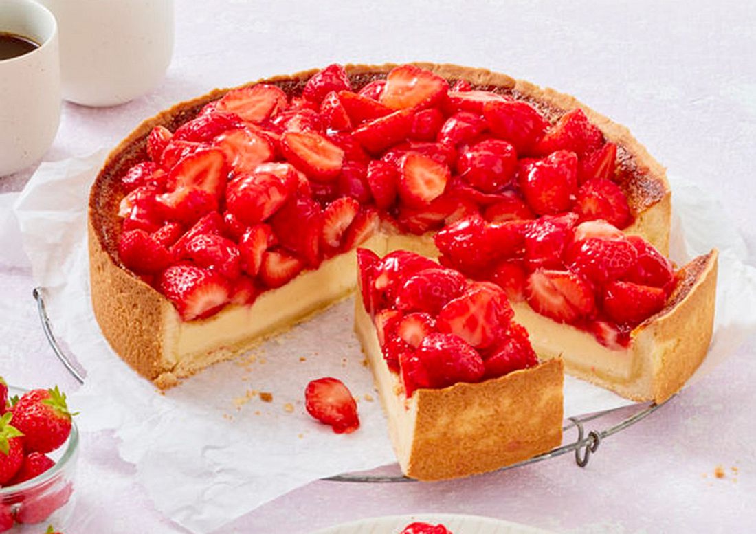 Erdbeertorte mit Vanillecreme Rezept Erdbeertorte mit Vanillecreme Rezept