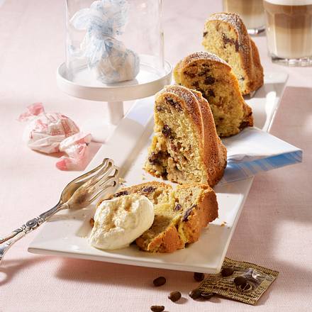 Erdnuss-Schoko-Karamell-Gugelhupf Rezept Erdnuss-Schoko-Karamell-Gugelhupf Rezept