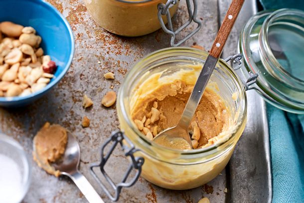 Erdnussbutter mit Stückchen Rezept