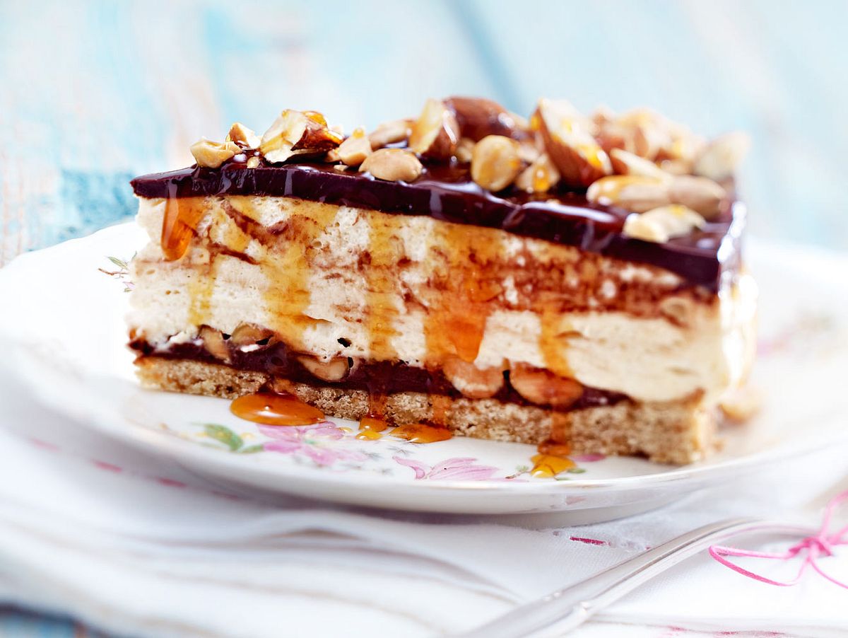 Erdnusscreme-Cheesecake mit Schoko und Karamell Rezept