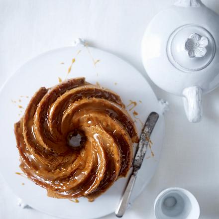 Erdnussgugel mit Karamellguss Rezept Erdnussgugel mit Karamellguss Rezept