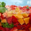 Erfrischendes Wasser: Erdbeer-Basilikum Rezept - Foto: House of Food / Bauer Food Experts KG