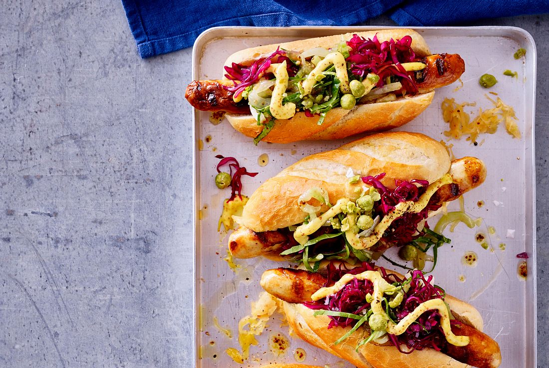 Es geht um die Wurst: Hotdogs mit Coleslaw Rezept