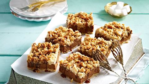 Espressoschnitten mit Haferflockenstreuseln Rezept - Foto: House of Food / Bauer Food Experts KG