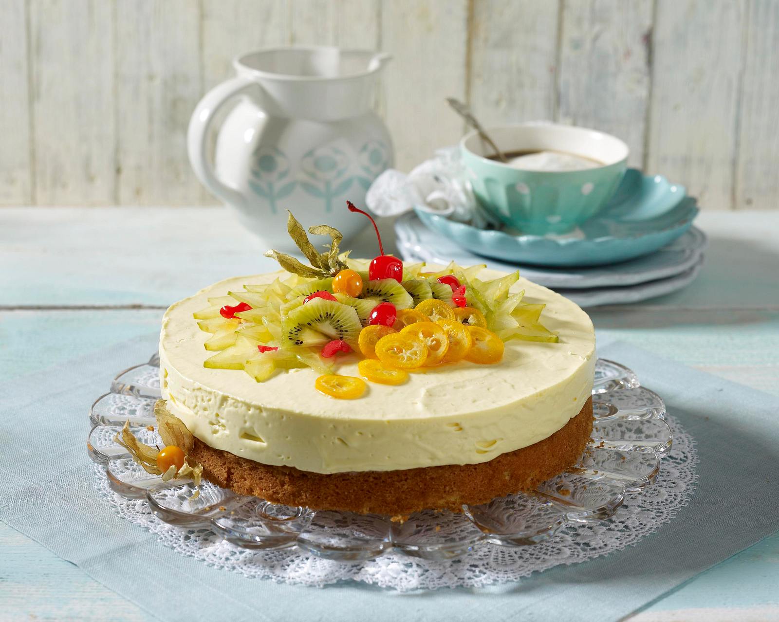Exotik-Traum (Torte mit exotischen Früchten) Rezept | LECKER