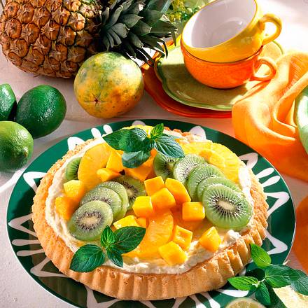 Exotische Obsttorte mit Limettencreme Rezept
