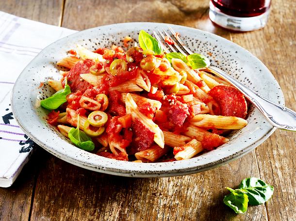 Express-Penne mit Oliven-Tomatensoße Rezept