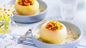 Gefüllter Kohlrabi mit Linsen-Hack in Kokos-Soße Rezept - Foto: LECKER @ Bauer Media Group