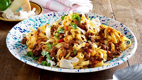 Bolognese nach Nelson Müller - Foto: House of Food / Bauer Food Experts KG