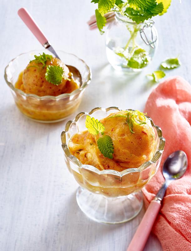 Selbstgemachtes Pfirsich-Sorbet Rezept Selbstgemachtes Pfirsich-Sorbet Rezept