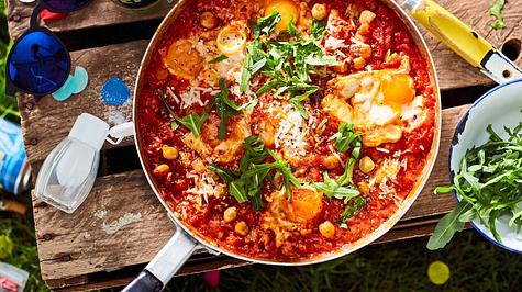 Kichererbsen-Shakshuka mit Rucola Rezept - Foto: House of Food / Bauer Food Experts KG
