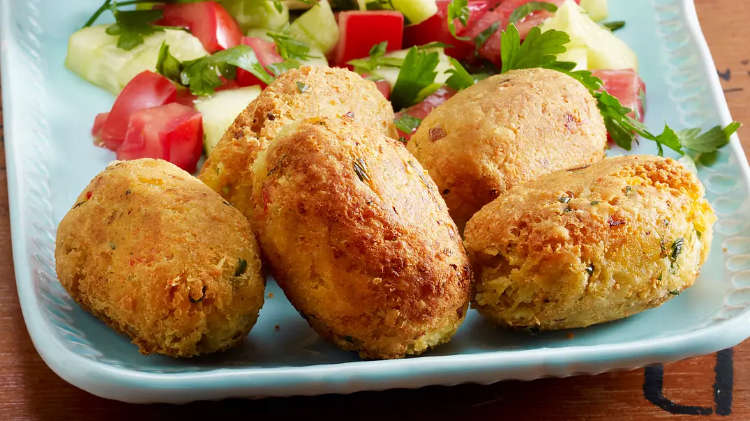 Falafel mit Petersilie und Chili Rezept - Foto: LECKER @ Bauer Media Group Falafel mit Petersilie und Chili Rezept - Foto: LECKER @ Bauer Media Group