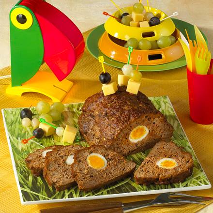 Falscher Hase mit Käsespießchen Rezept Falscher Hase mit Käsespießchen Rezept