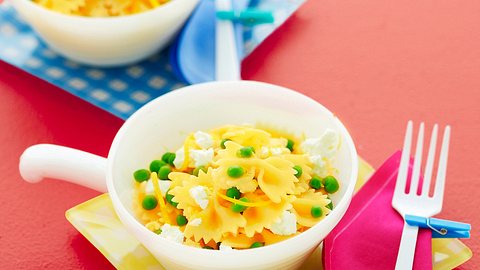 Farfalle mit Erbsen und Zitrone Rezept - Foto: House of Food / Bauer Food Experts KG