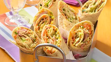 Farmers Wrap Rezept - Foto: LECKER @ Bauer Media Group Farmers Wrap Rezept - Foto: LECKER @ Bauer Media Group